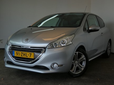Peugeot 208 0