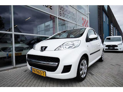 Peugeot 107 0