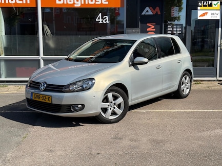Volkswagen Golf 0