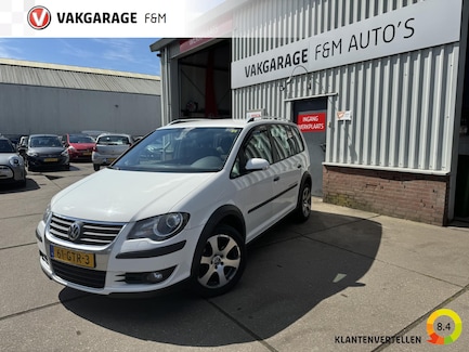 Volkswagen Cross Touran 0