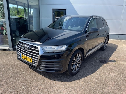 Audi Q7 0