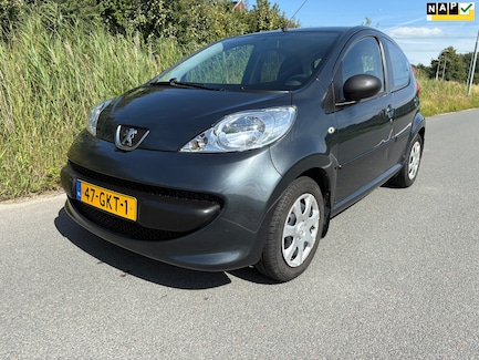 Peugeot 107 0