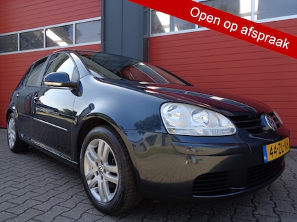 Volkswagen Golf 0