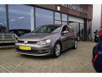 Volkswagen Golf 0
