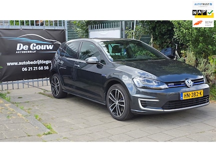 Volkswagen Golf 0