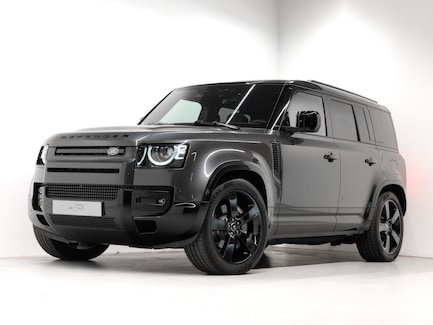 Land Rover Defender 0