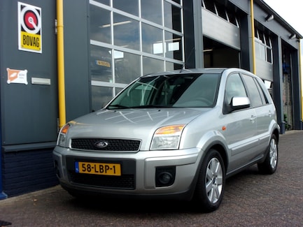 Ford Fusion 0