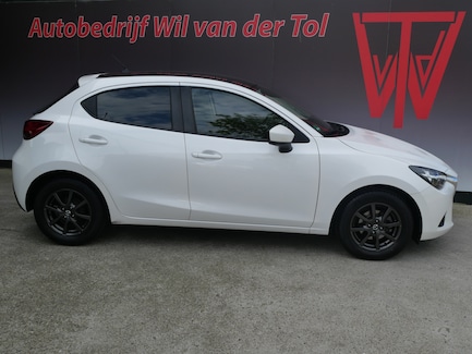 Mazda 2 0
