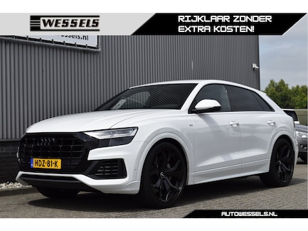 Audi Q8 0