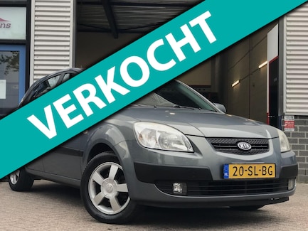 Kia Rio 0