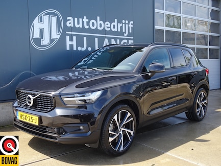 Volvo XC40 0