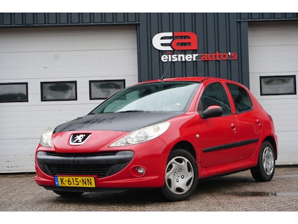 Peugeot 206+ 0