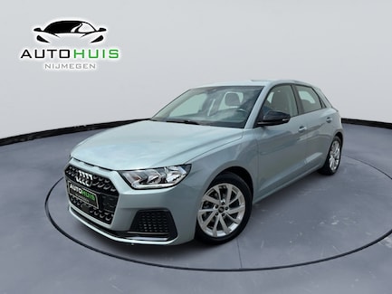 Audi A1 0