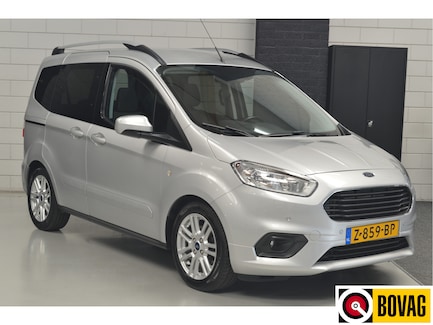 Ford Tourneo Courier 0