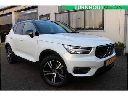 Volvo XC40 0