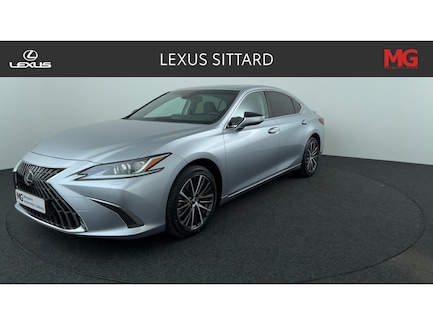 Lexus ES 0