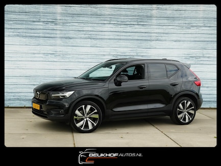 Volvo XC40 0
