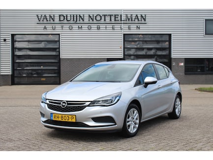 Opel Astra 0