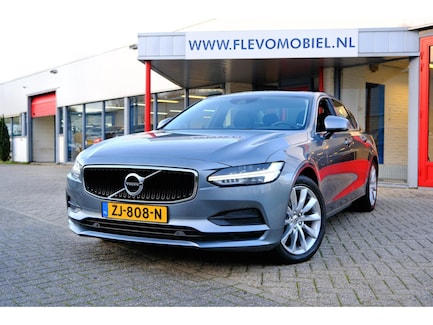 Volvo S90 0