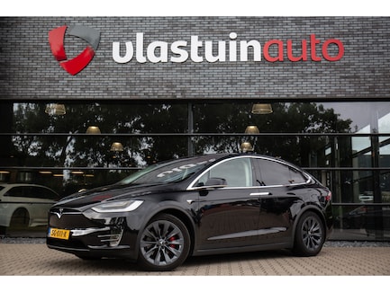 Tesla Model X 0