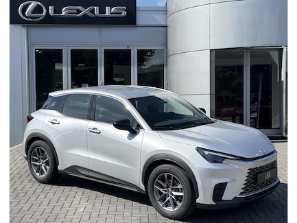 Lexus LBX 0