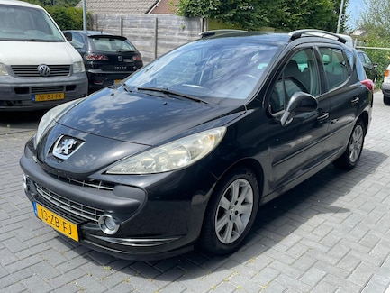 Peugeot 207 0