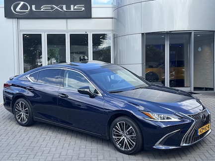 Lexus ES 0