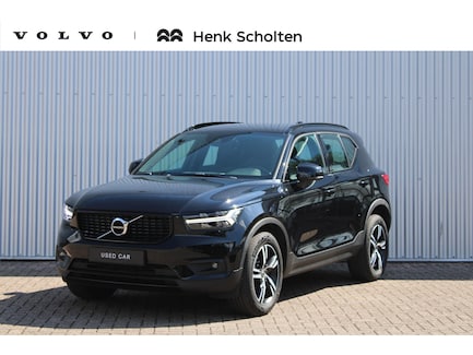Volvo XC40 0