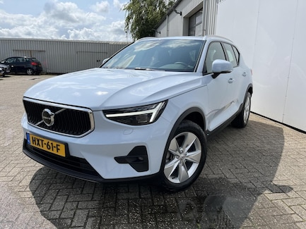 Volvo XC40 0