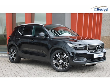 Volvo XC40 0
