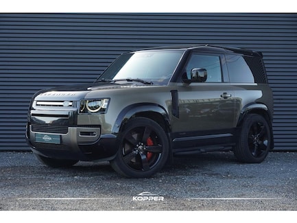 Land Rover Defender 0