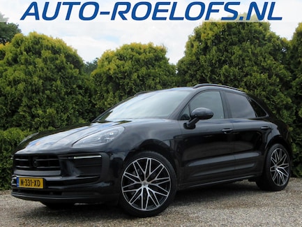 Porsche Macan 0