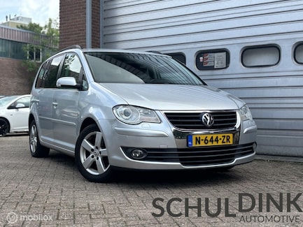 Volkswagen Touran 0