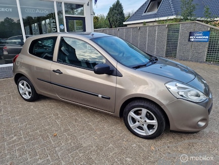 Renault Clio 0