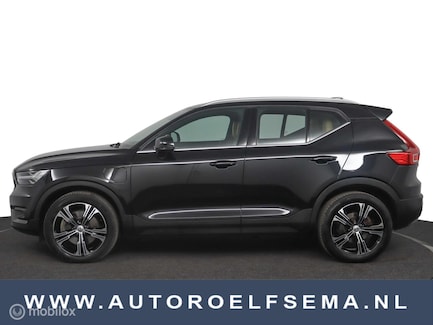 Volvo XC40 0