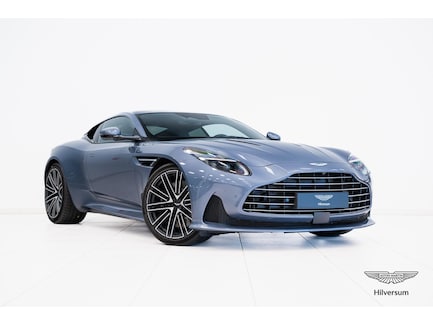 Aston Martin DB12 0
