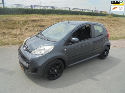 Peugeot 107 0