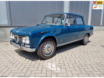 Alfa Romeo Giulia 0