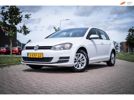 Volkswagen Golf 0