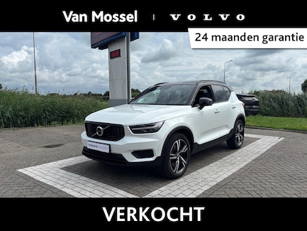Volvo XC40 0
