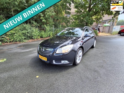 Opel Insignia 0