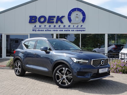 Volvo XC40 0