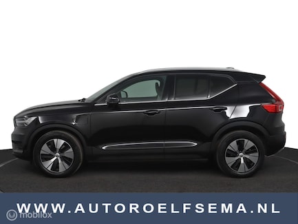 Volvo XC40 0
