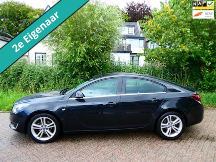 Opel Insignia 0