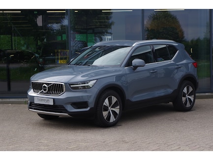 Volvo XC40 0