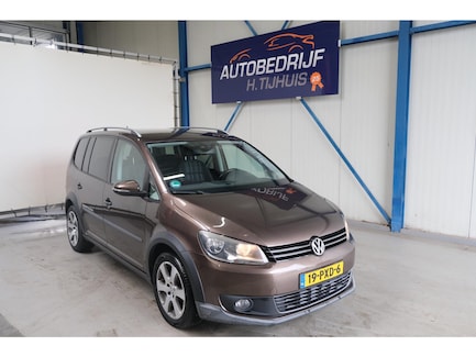 Volkswagen Cross Touran 0