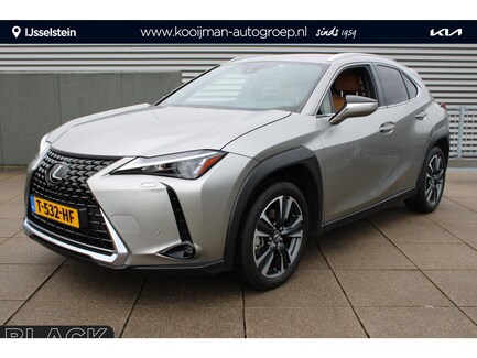 Lexus UX 0