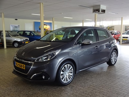 Peugeot 208 0