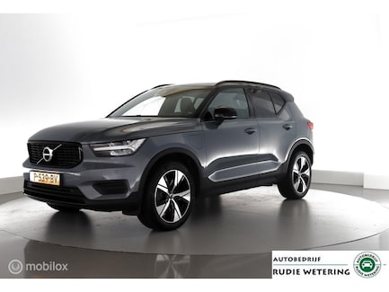 Volvo XC40 0