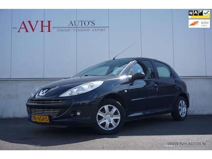 Peugeot 206+ 0